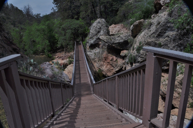 Gowan Trail leading away from bridge